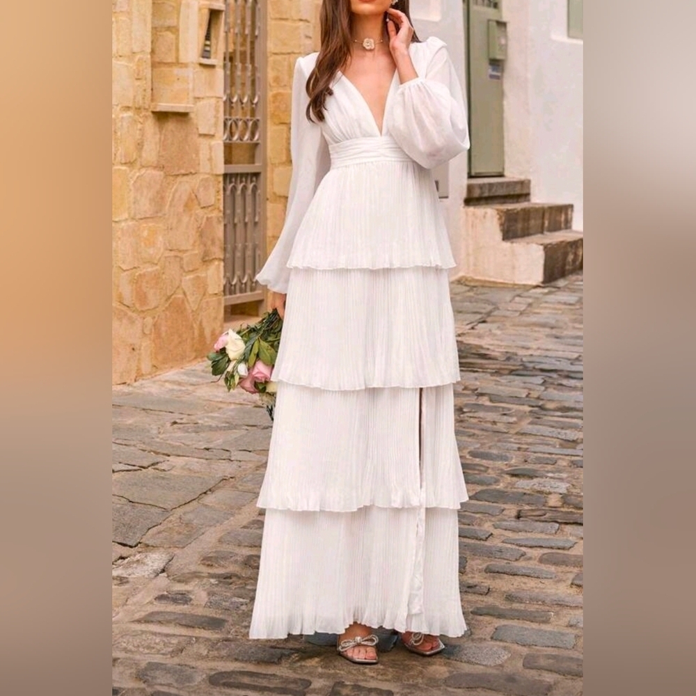 New Flowy Pleated Tiered Maxi Dress Bishop Long Sleeve White - Picture 2 of 11